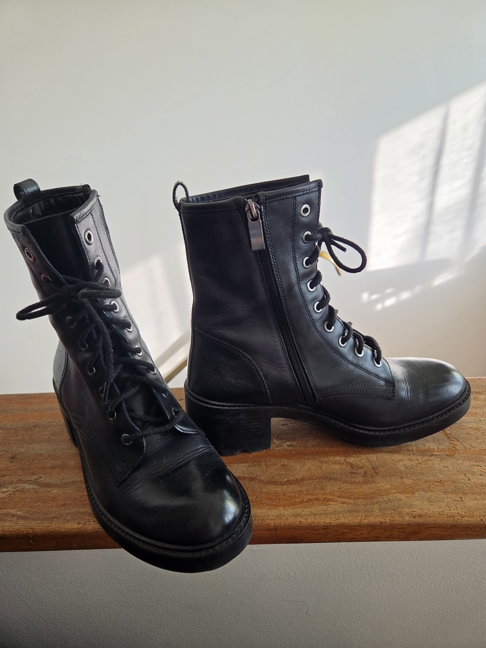 Aldo Women's Black Lace-Up Combat Boots - Meredelden